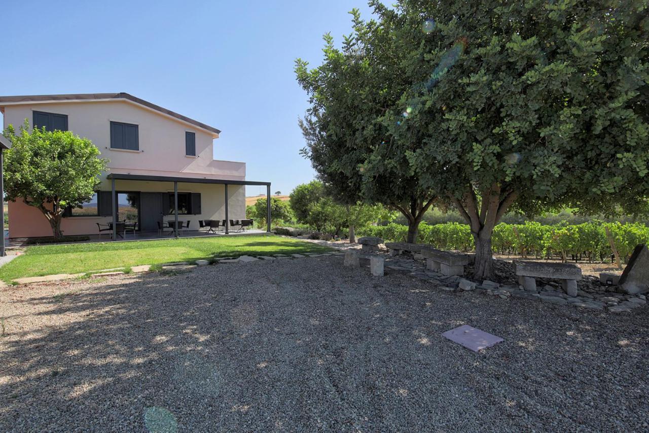 Nuovi Poderi Rooms Senorbi Exterior foto
